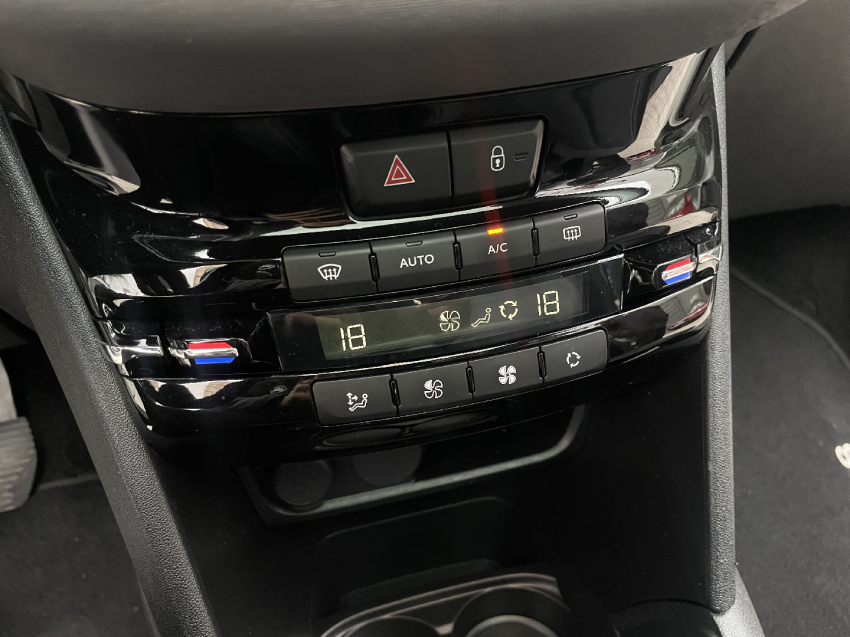 peugeot 208 1.2 allure 12v flex 4p manual 2019