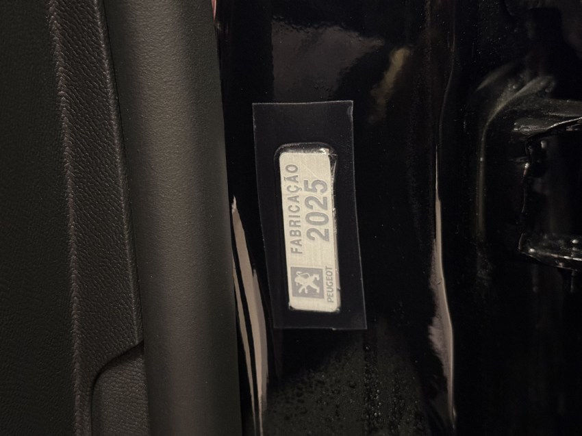 peugeot 208 1.0 turbo 200 flex allure cvt 4p automatico 2025