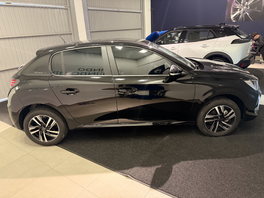 peugeot 208 1.0 turbo 200 flex allure cvt 4p automatico 2025