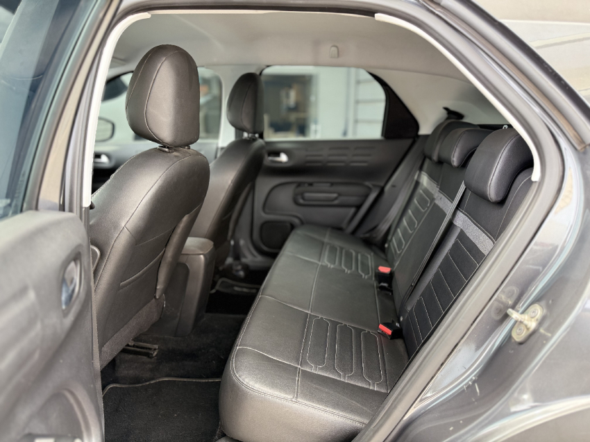 citroen c4 cactus 1.6 thp flex shine pack eat6 4p automatico 2019