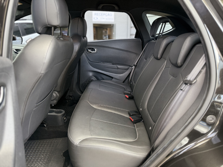 renault captur 1.6 16v sce flex bose x-tronic 4p automatico 2021