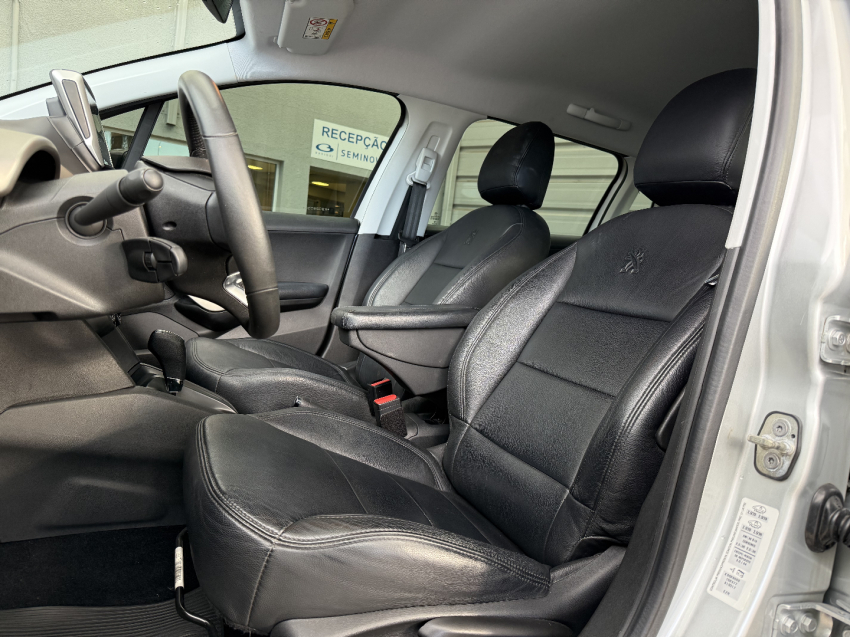 peugeot 2008 1.6 16v flex allure 4p automatico 20199