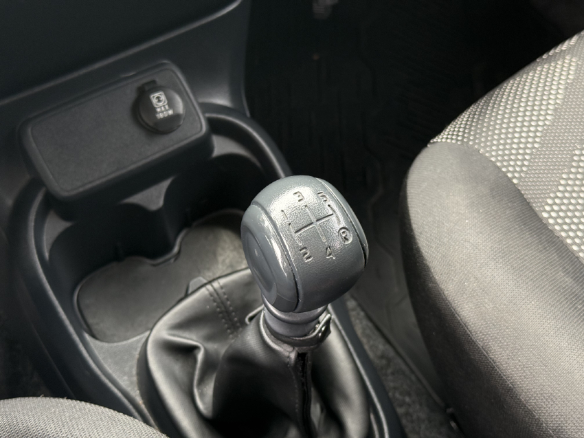 fiat mobi 1.0 evo flex like. manual 4p 202214