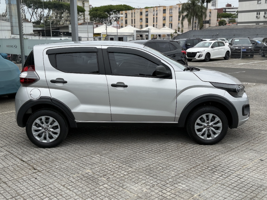 fiat mobi 1.0 evo flex like. manual 4p 20225