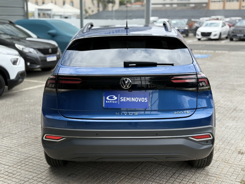 volkswagen nivus 1.0 200 tsi total flex comfortline automatico 4p 20235