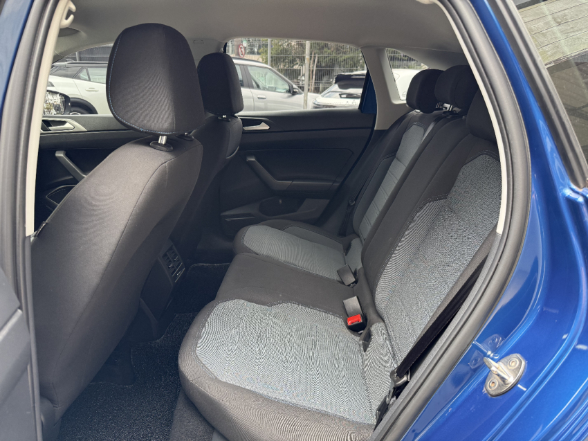 volkswagen nivus 1.0 200 tsi total flex comfortline automatico 4p 20239