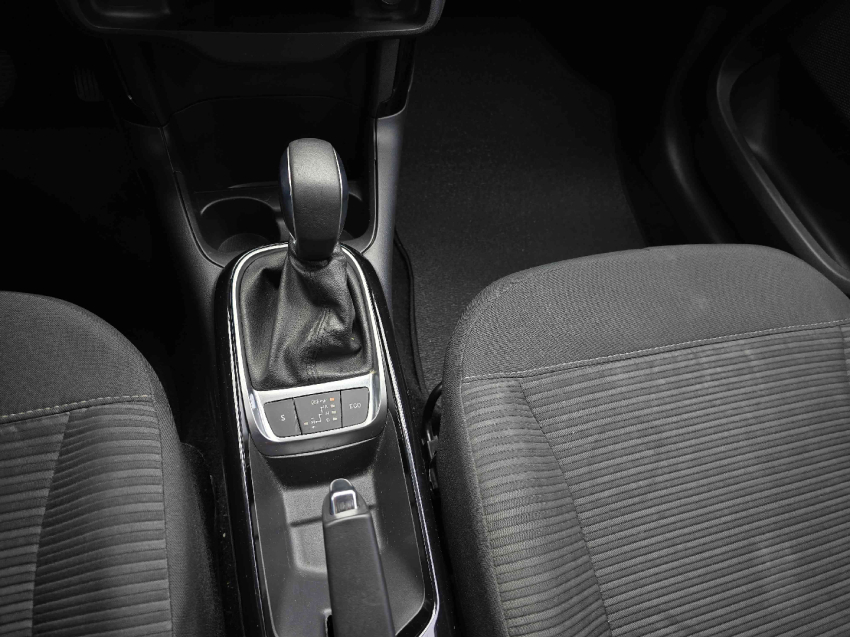 citroen c4 cactus 1.6 vti 120 flex live eat6 4p automatico 202213