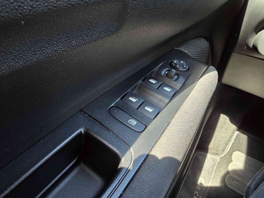 citroen c4 cactus 1.6 vti 120 flex feel business eat6 4p automatico 202015