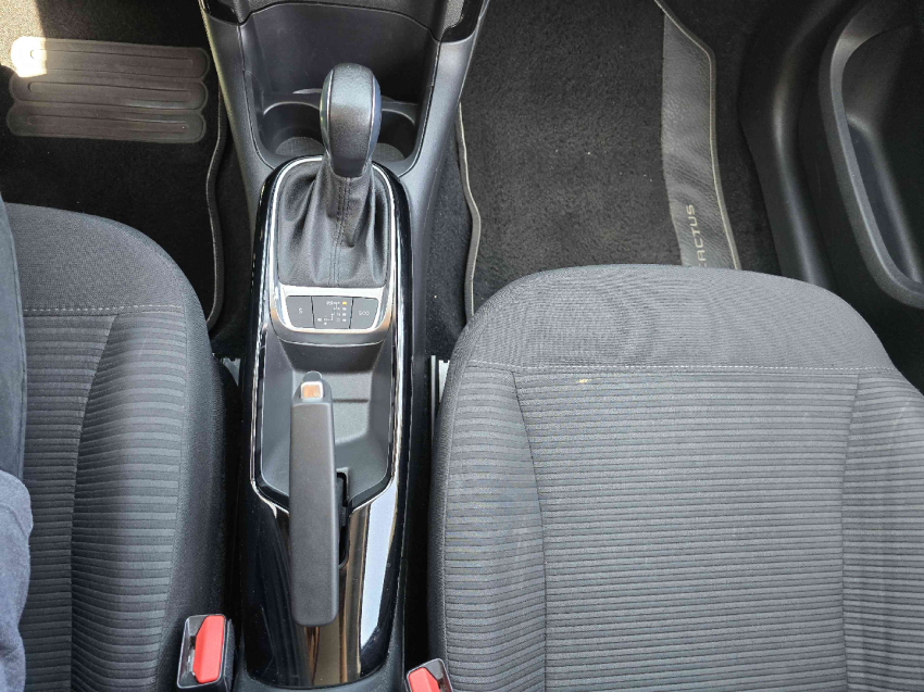 citroen c4 cactus 1.6 vti 120 flex feel business eat6 4p automatico 202014