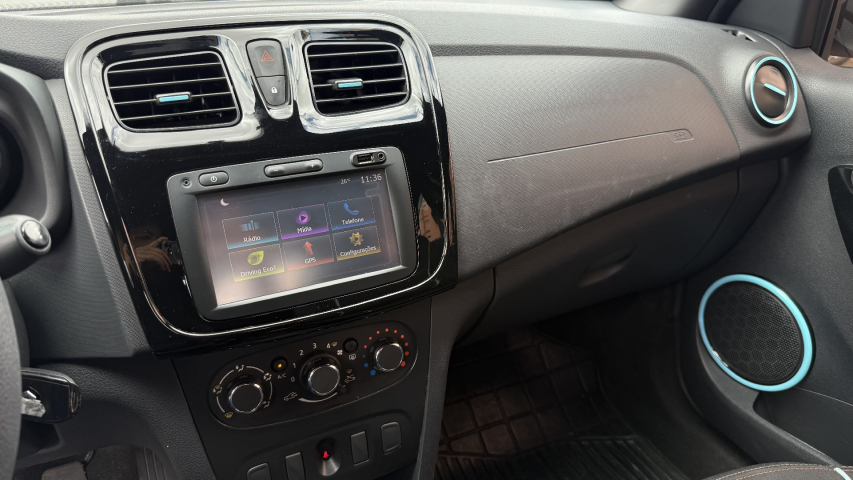 renault sandero 1.0 12v sce flex vibe manual 4p 201712