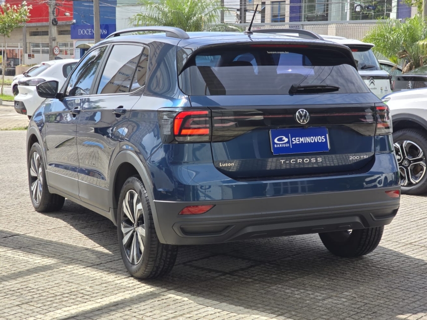 volkswagen t-cross 1.0 200 tsi total flex automatico 4p 20233