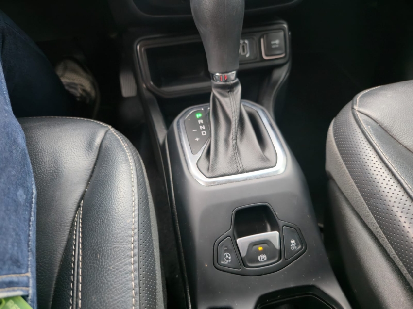jeep renegade 1.3 t270 turbo flex sport at6 4p automatico 202321
