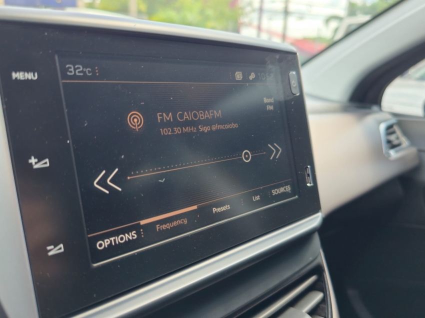 peugeot 2008 1.0 turbo 200 flex allure cvt 1.6 4p automatico 202416