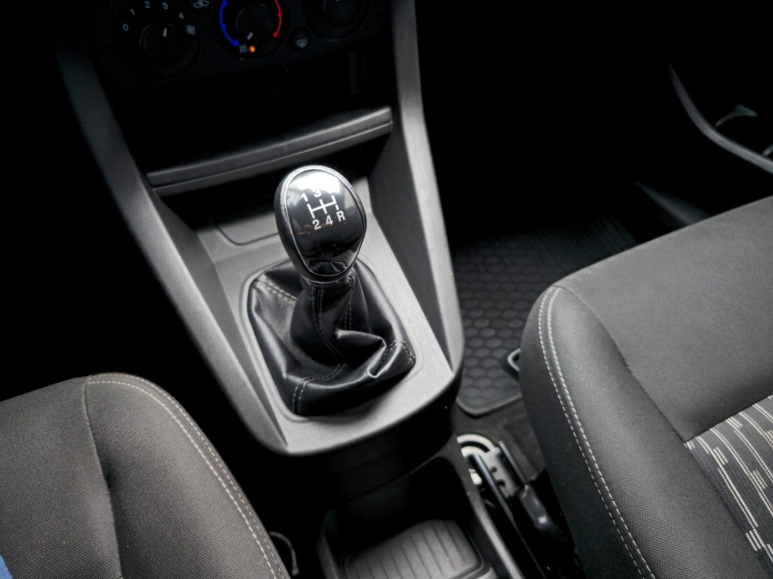 ford ka 1.0 ti-vct flex se plus manual 4p 201815