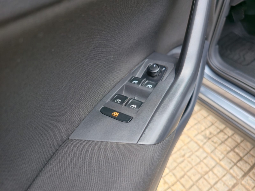 volkswagen nivus 1.0 200 tsi total flex comfortline automatico 9.9 4p 202415