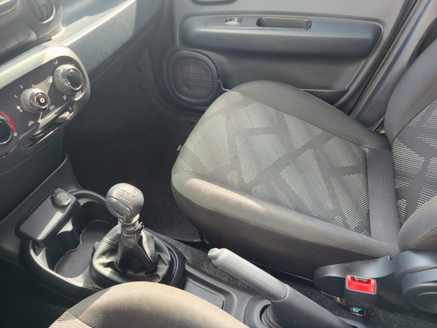 fiat mobi 1.0 evo flex like. manual 4p 202010