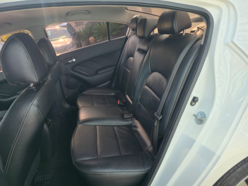kia cerato 1.6 sx 16v flex 4p automatico 20168