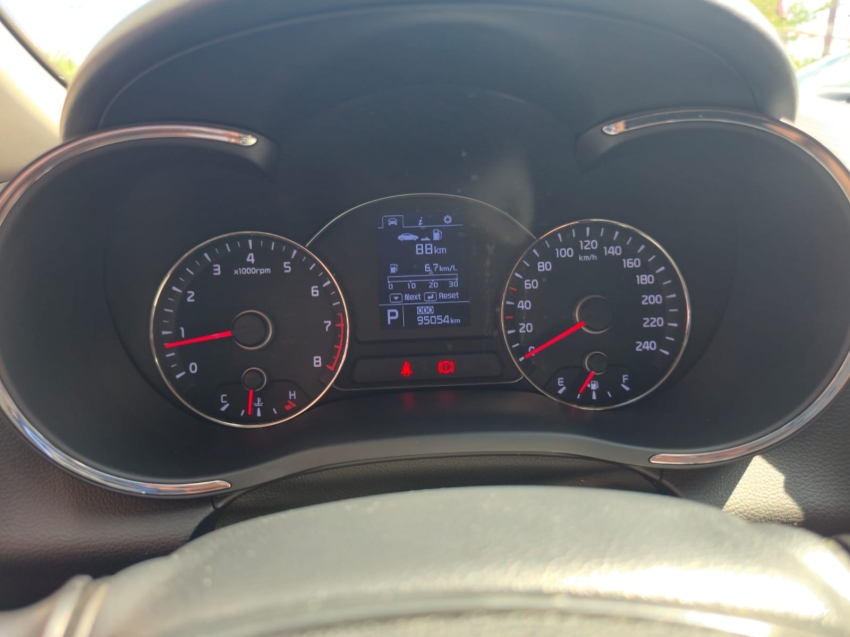 kia cerato 1.6 sx 16v flex 4p automatico 201614