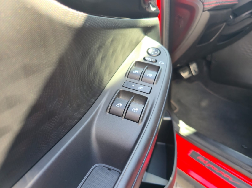 fiat fastback 1.3 turbo 270 flex abarth at6 4p automatico 202410