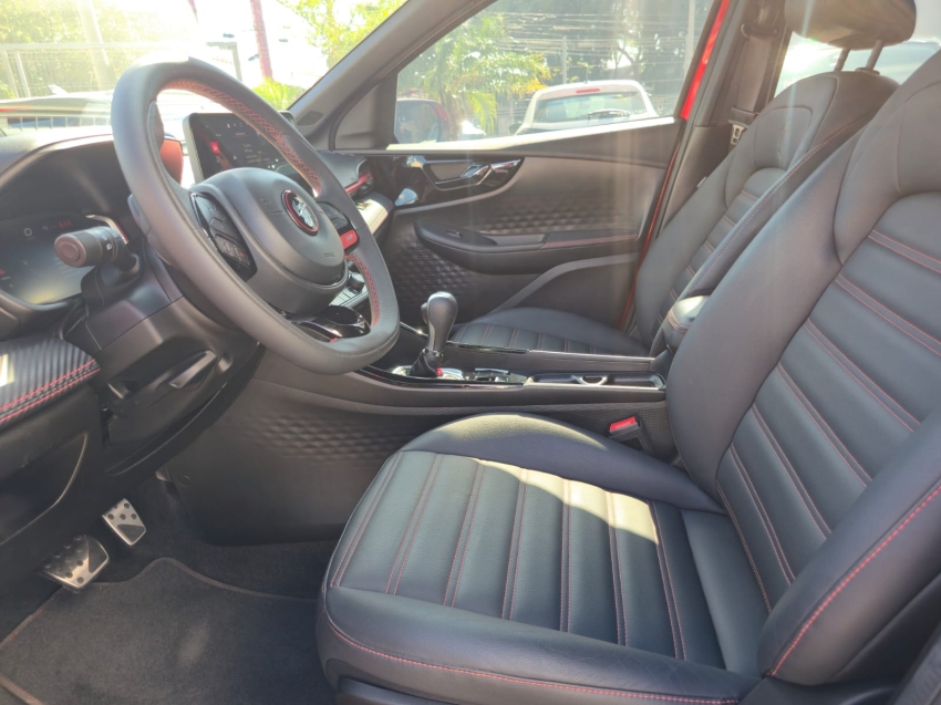 fiat fastback 1.3 turbo 270 flex abarth at6 4p automatico 202414