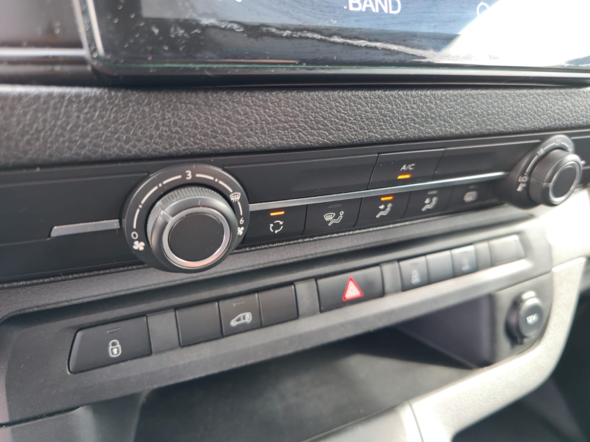 citroen jumpy cargo 1500 diesel 4p manual 202315