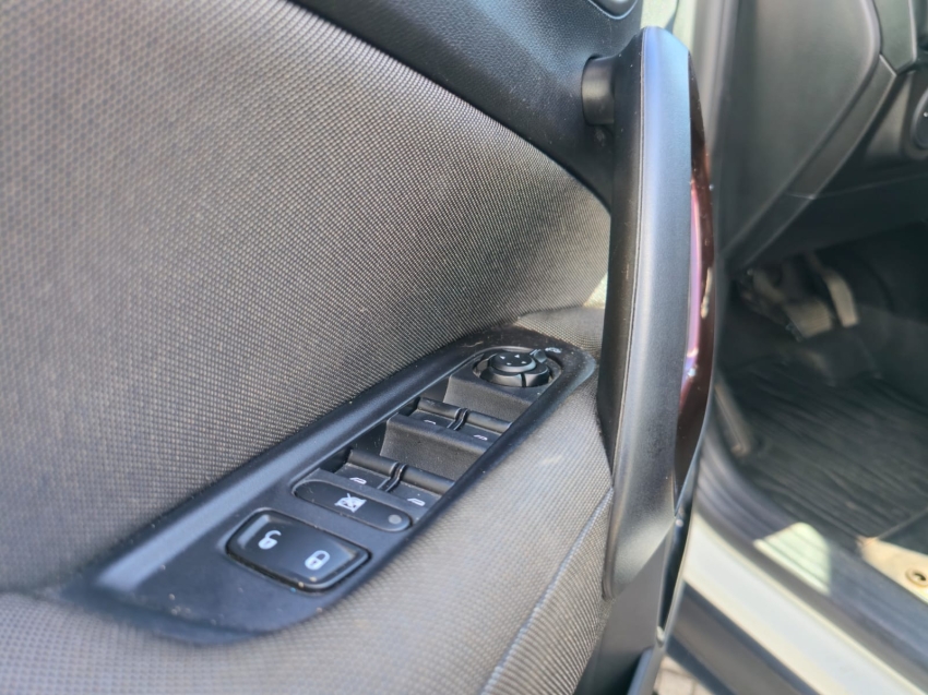 fiat toro 1.8 16v evo flex freedom at6 4p automatico 202017