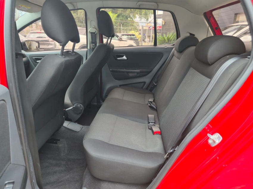 volkswagen fox 1.6 msi total flex connect 4p manual 201914