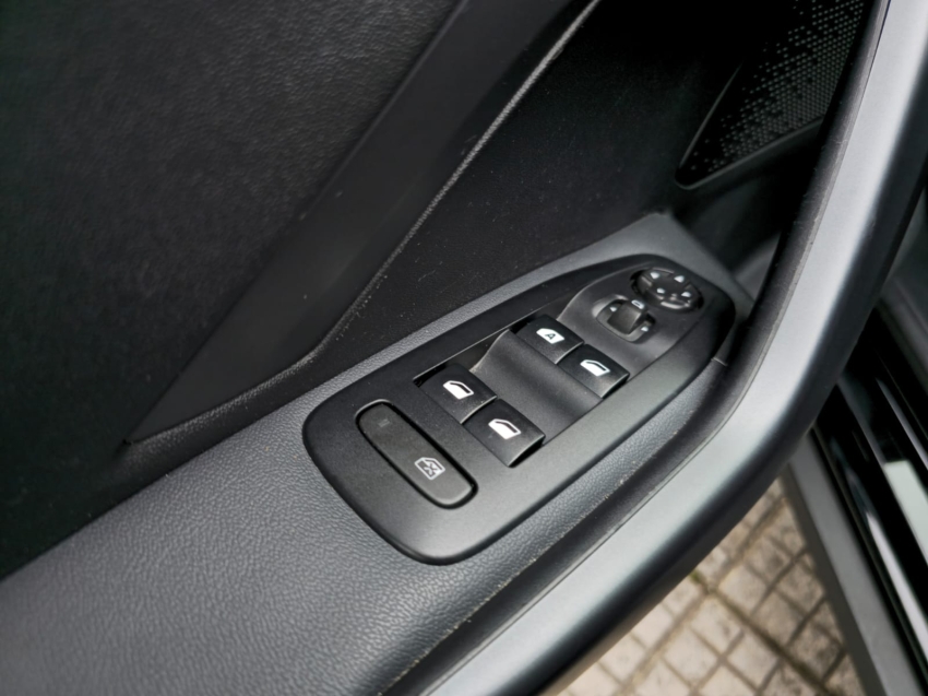 peugeot 2008 1.6 16v thp flex griffe 4p automatico 202219