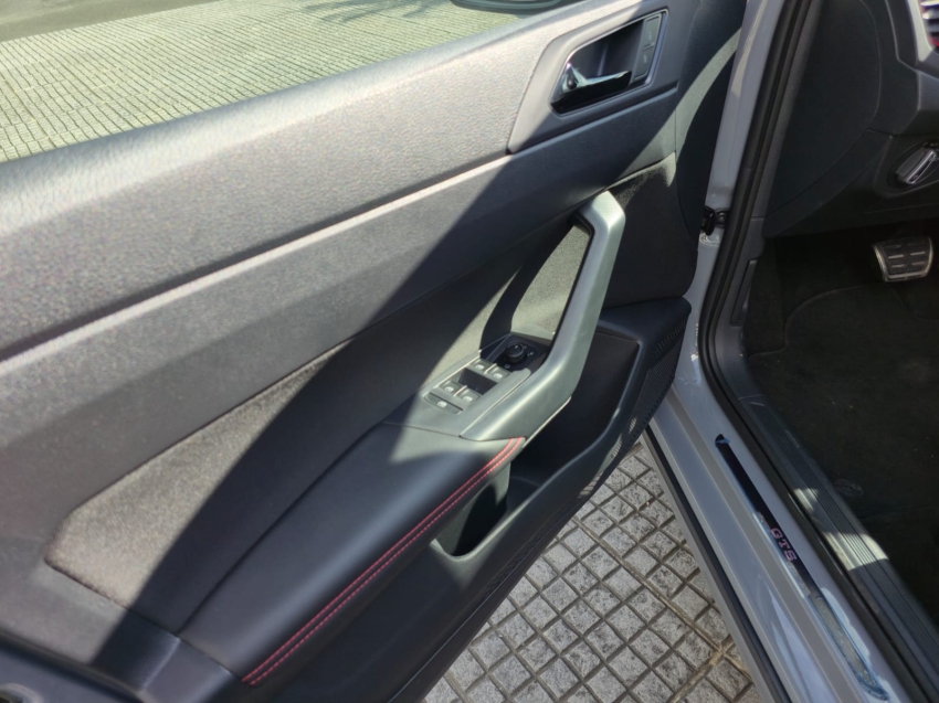 volkswagen nivus 1.4 250 tsi total flex gts automatico 4p 202621
