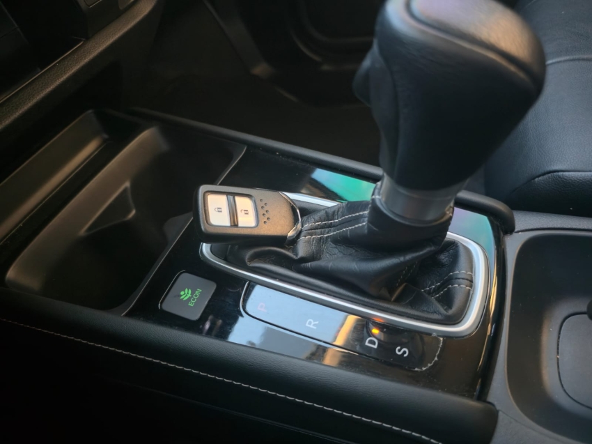 honda city 1.5 i-vtec flex hatch exl cvt 4p automatico 202317