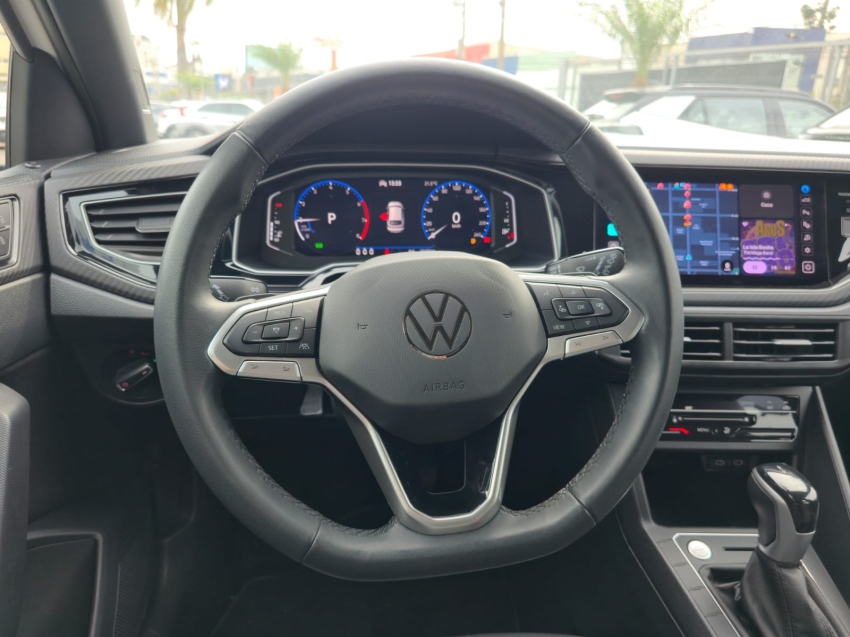 volkswagen nivus 1.0 200 tsi total flex highline automatico 4p 202510