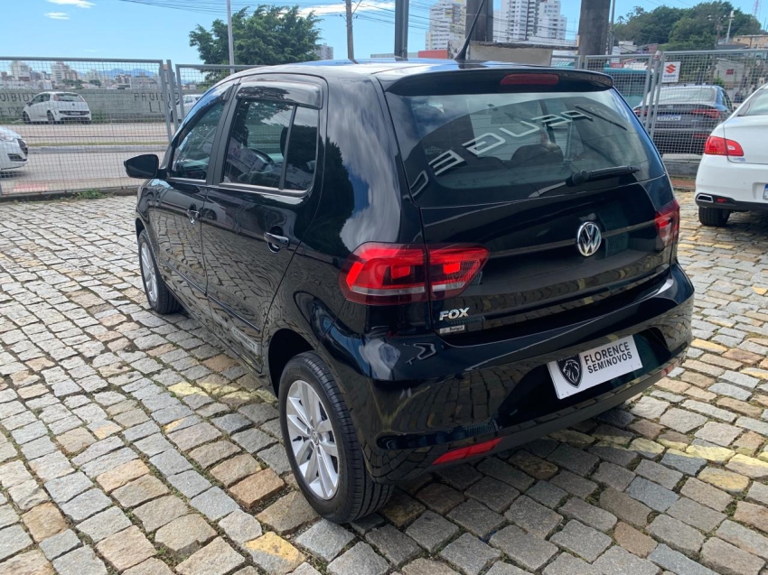 volkswagen fox 1.6 msi total flex connect 4p manual 2021