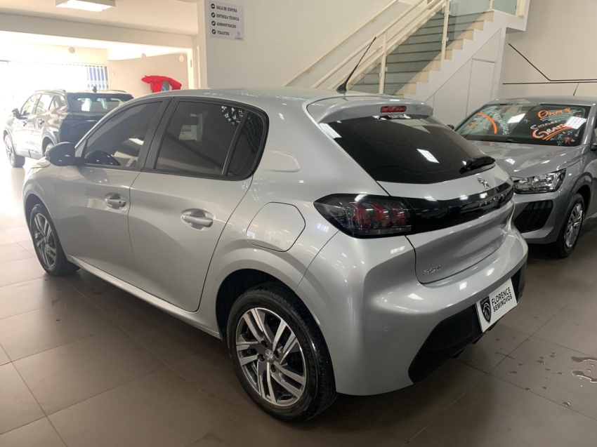 peugeot 208 1.6 16v flex allure at6 4p automatico 2022