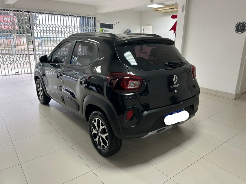 kwid outsider 1.0 22/232