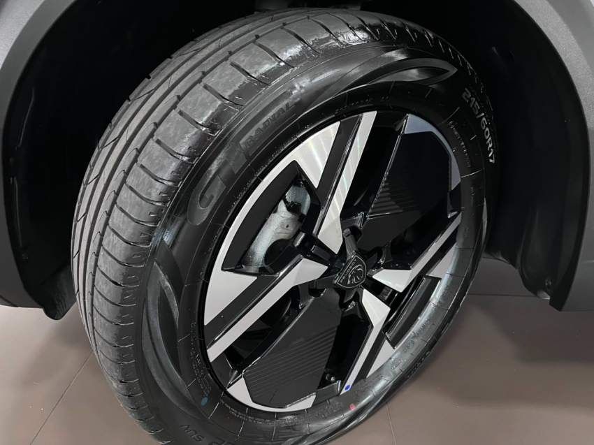 peugeot 2008 1.0 turbo 200 flex active cvt 4p automatico 202611