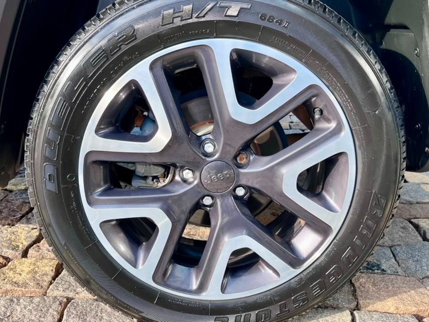 jeep renegade 1.8 16v flex longitude 4p automatico 20215