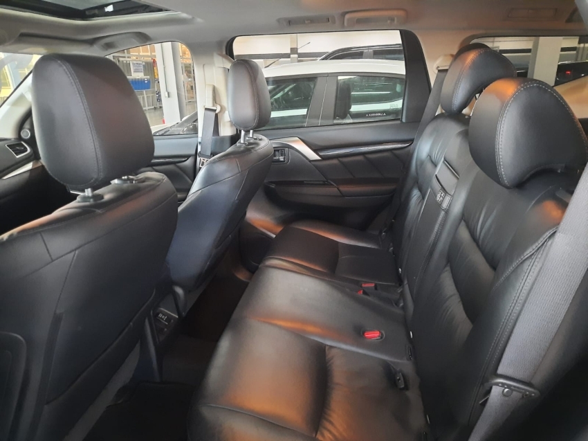 mitsubishi pajero sport 2.4 16v mivec turbo diesel hpe awd automatico 2020 mitsubishi pajero sport 2.4 16v mivec turbo diesel hpe awd automatico 2020