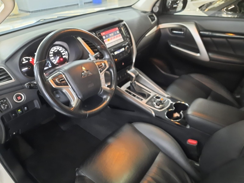 mitsubishi pajero sport 2.4 16v mivec turbo diesel hpe awd automatico 2020 mitsubishi pajero sport 2.4 16v mivec turbo diesel hpe awd automatico 2020