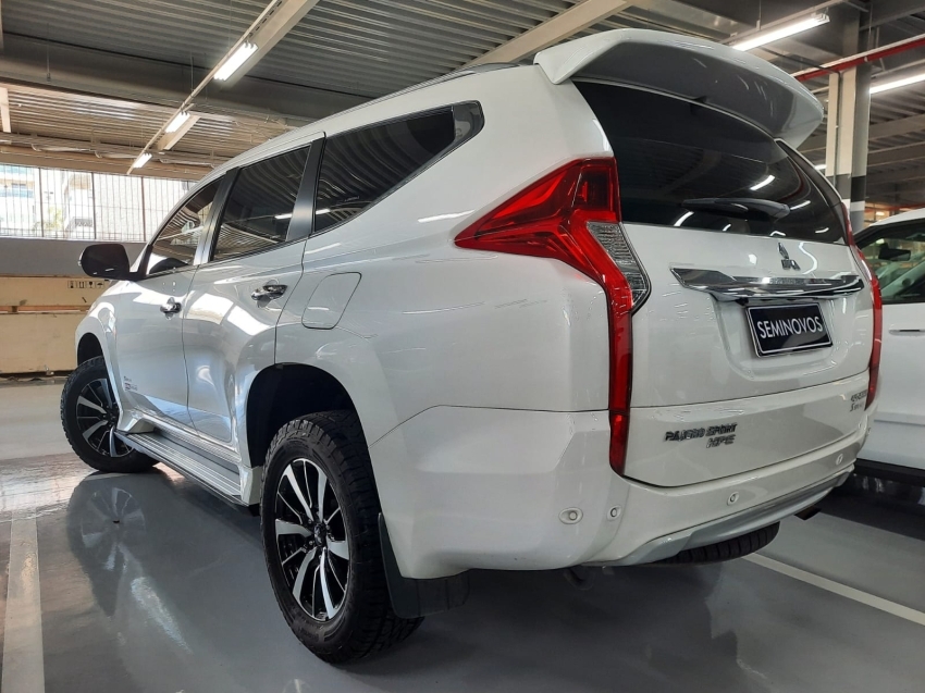 mitsubishi pajero sport 2.4 16v mivec turbo diesel hpe awd automatico 2020 mitsubishi pajero sport 2.4 16v mivec turbo diesel hpe awd automatico 2020