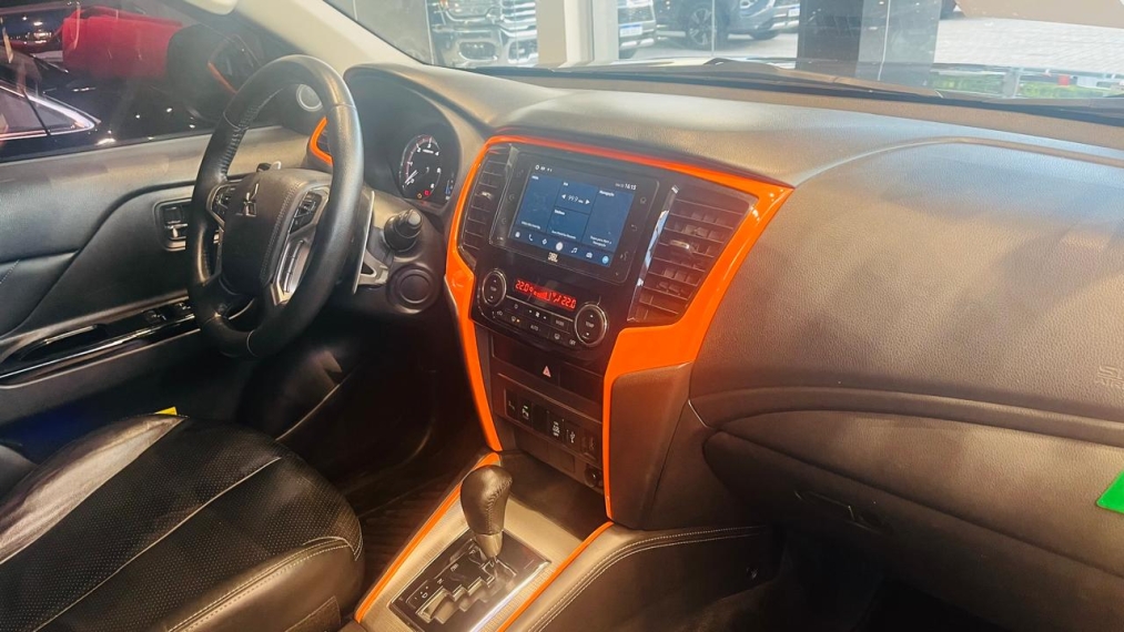 mitsubishi l200 triton 2.4 16v turbo diesel sport hpe sertoes cd 4p 4x4 automatico 2022 mitsubishi l200 triton 2.4 16v turbo diesel sport hpe sertoes cd 4p 4x4 automatico 2022