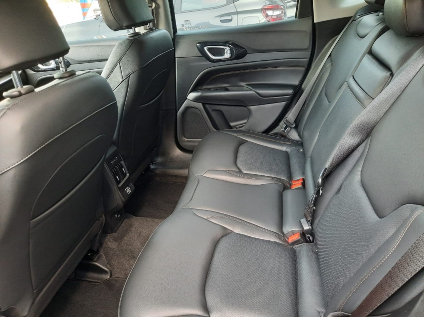 jeep compass 1.3 t270 turbo flex limited at6 4p automatico 2023 jeep compass 1.3 t270 turbo flex limited at6 4p automatico 2023