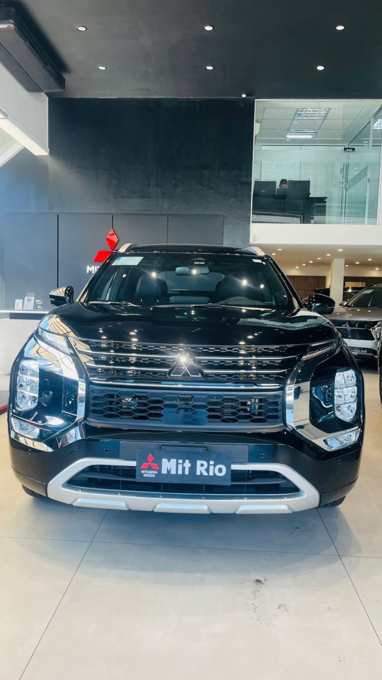 mitsubishi outlander 2.4 phev signature s-awc dht hibrido 4p automatico 2026 mitsubishi outlander 2.4 phev signature s-awc dht hibrido 4p automatico 2026