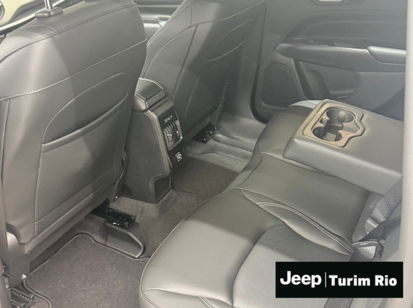 jeep compass 1.3 t270 turbo flex longitude at6 4p automatico 202610