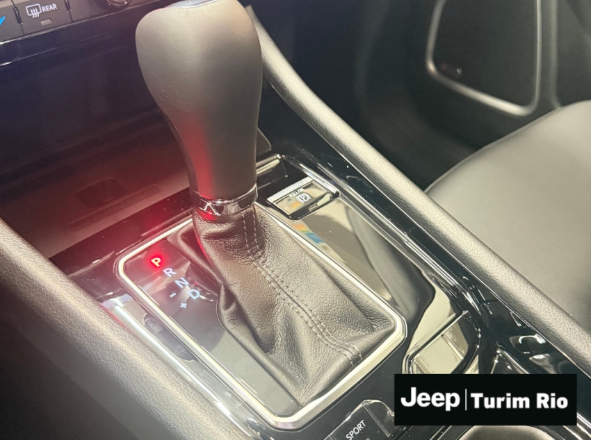 jeep compass 1.3 t270 turbo flex longitude at6 4p automatico 202615