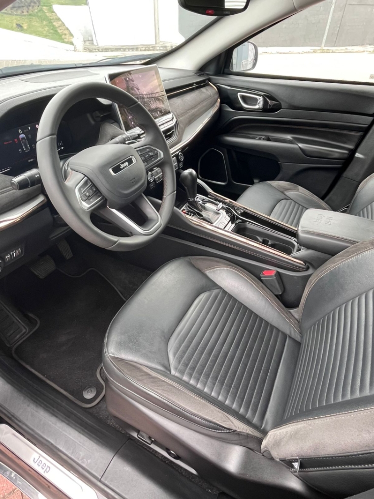 jeep commander 2.0 td380 turbo diesel limited at9 4p automatico 20235