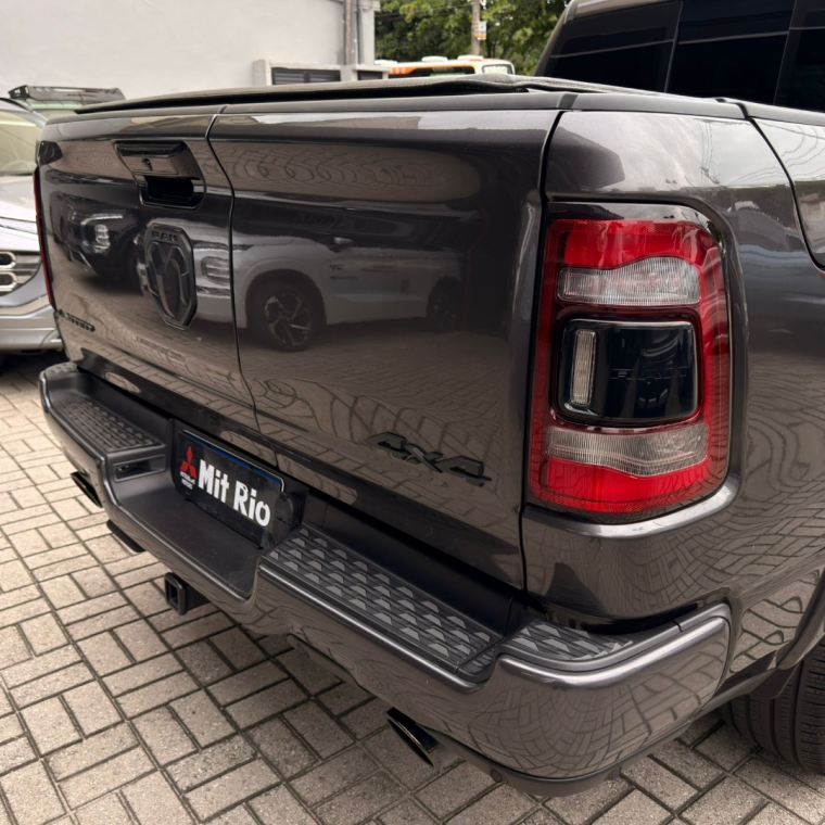 ram 1500 5.7 v8 gasolina limited night edition cd 4x4 automatico 4p 20244