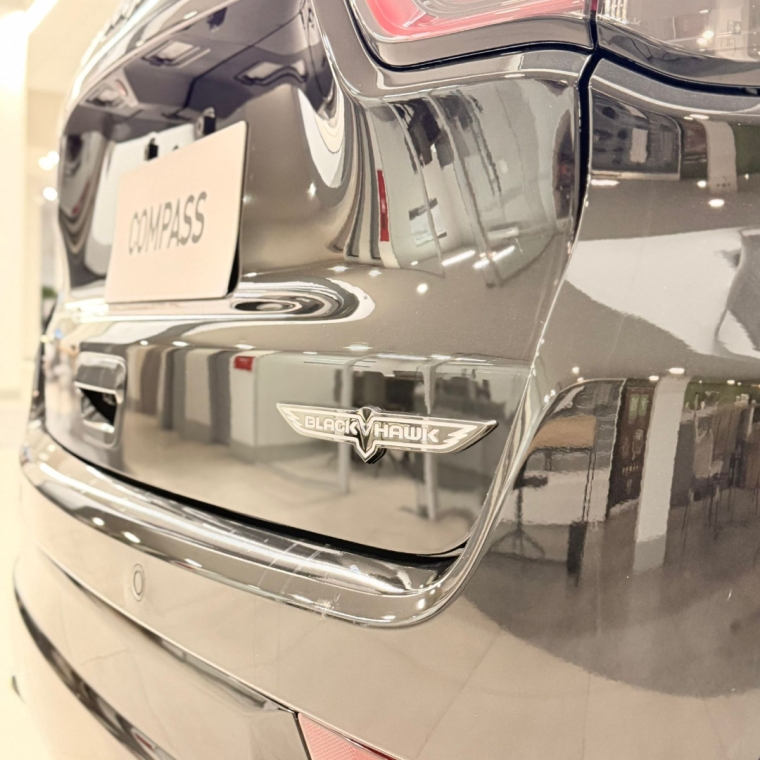 jeep compass 2.0 hurricane 4 turbo gasolina blackhawk at9 4p automatico 20263