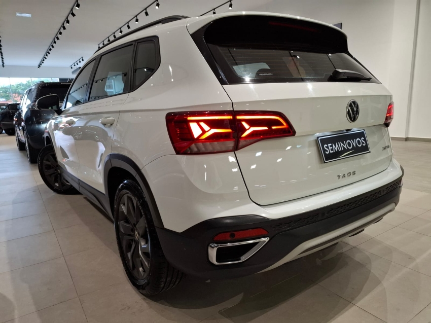 volkswagen taos 1.4 250 tsi total flex comfortline automatico 4p 20223