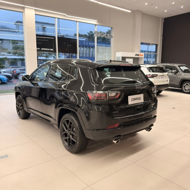 jeep compass 2.0 hurricane 4 turbo gasolina blackhawk at9 4p automatico 20265