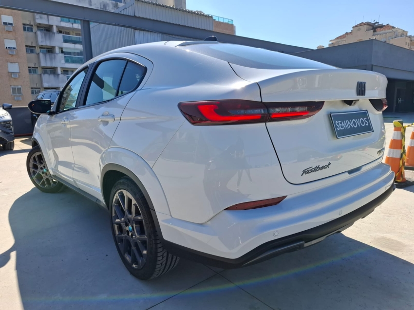 fiat fastback 1.0 turbo 200 hybrid impetus cvt hibrido 4p automatico 20264